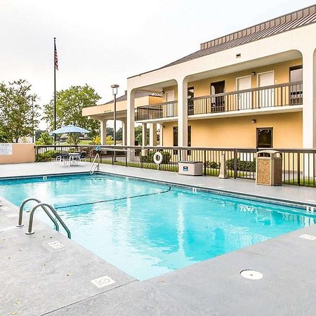 Quality Inn At The Mall - Valdosta Dış mekan fotoğraf