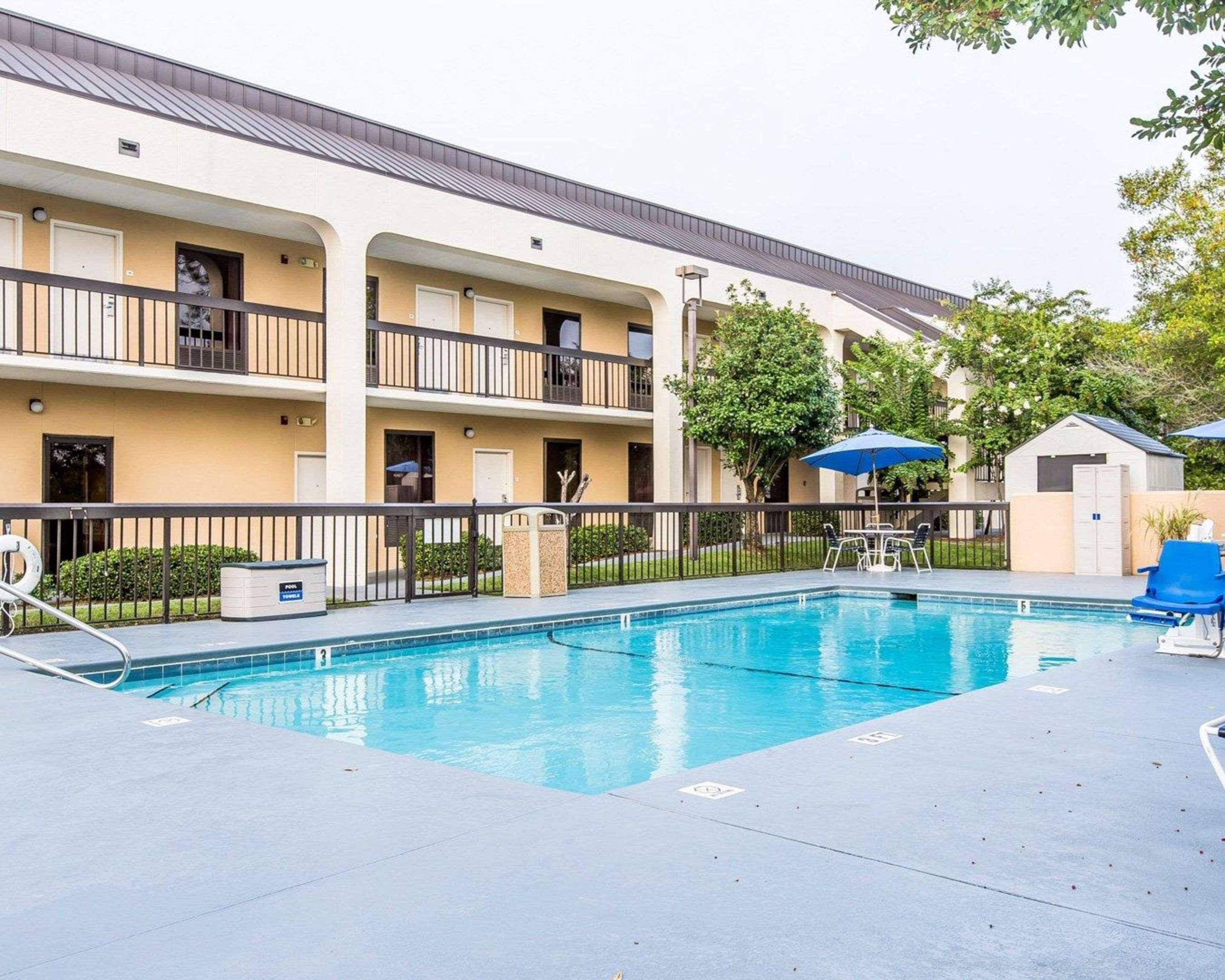 Quality Inn At The Mall - Valdosta Dış mekan fotoğraf