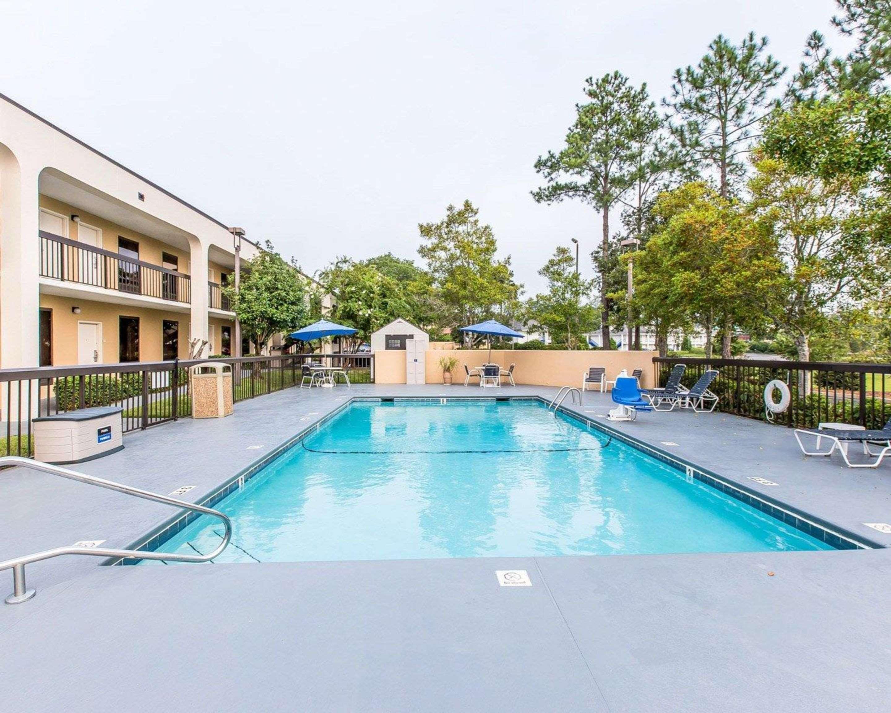 Quality Inn At The Mall - Valdosta Dış mekan fotoğraf